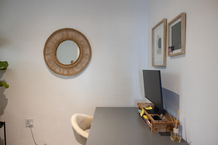 2 Bedroom Property for Sale in Fish Hoek Western Cape